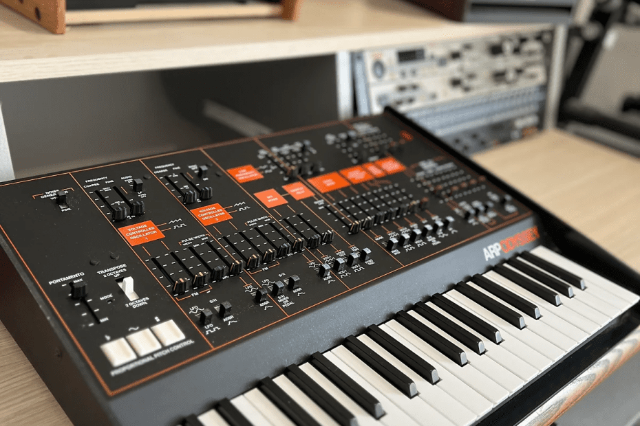 Behringer Arp Odyssey